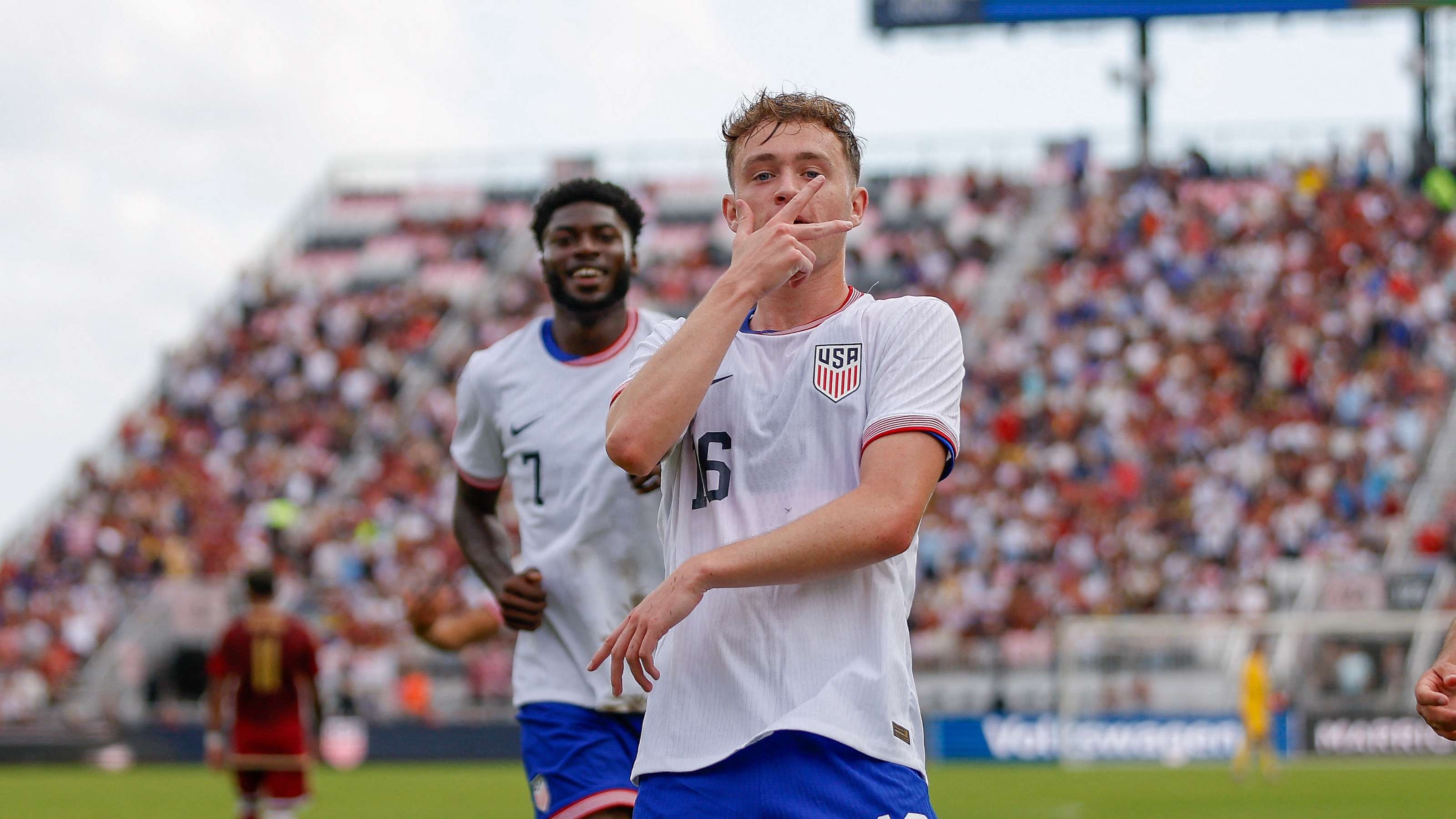 教练组在制 教练组在制